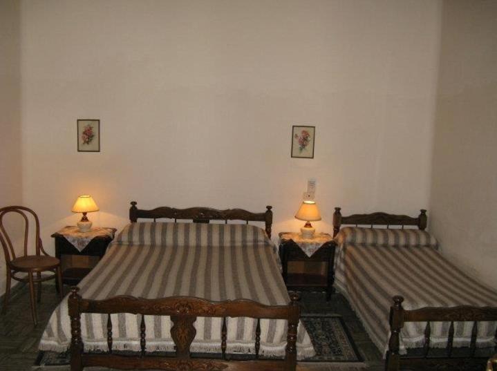 Plaza Hotel Capilla del Monte Rum bild